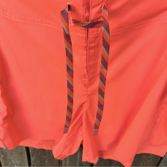Title Nine Incrediboardie Swim Shorts 4” In Clementine NWT Sz 14 - Picture 10 of 16